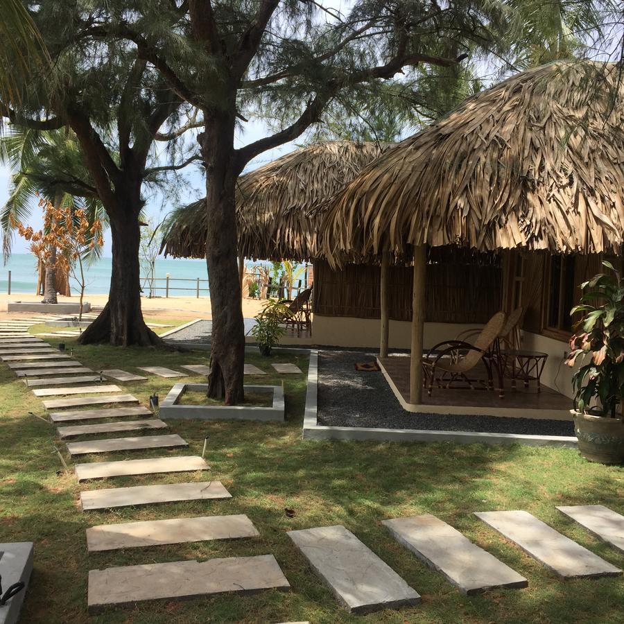 Royal Beach Аругам Экстерьер фото